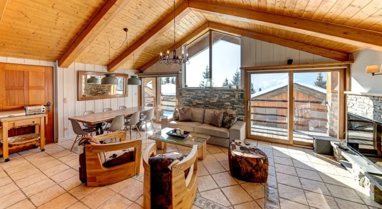 Spacious Home With Excellent Mountain Veiws, photo 5