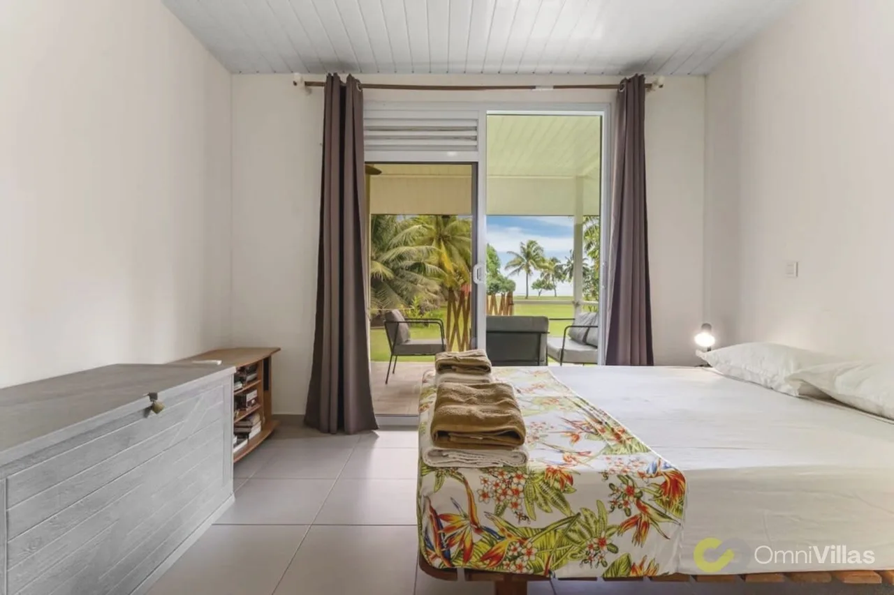 Seaside Paradise Retreat - 3BR House in Moorea photo 2