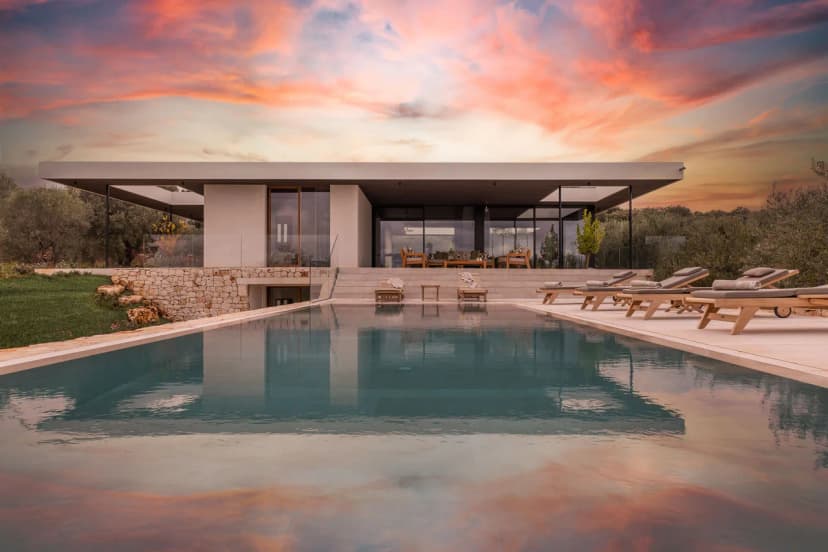 Modern 4BR Villa With Pool in Ostuni Countryside