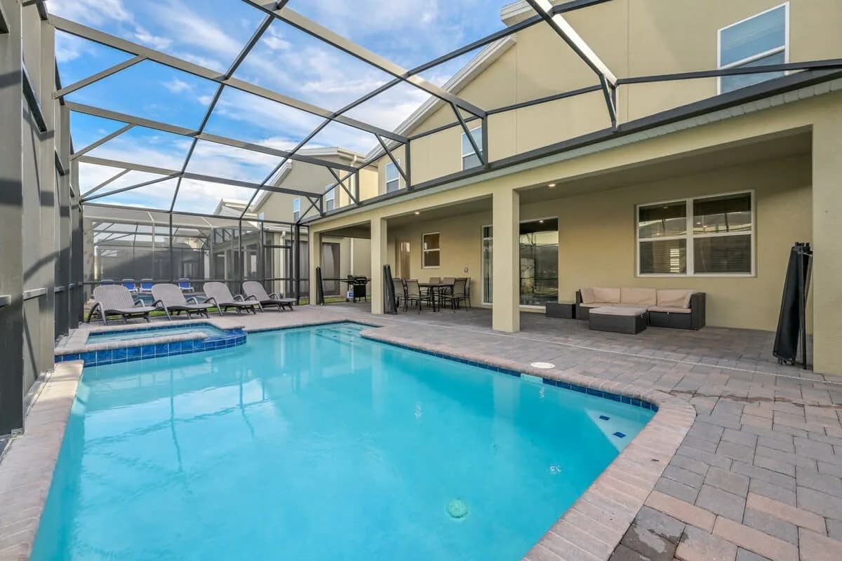Charming Home, Ideal Location, Spacious, Game Room photo 2