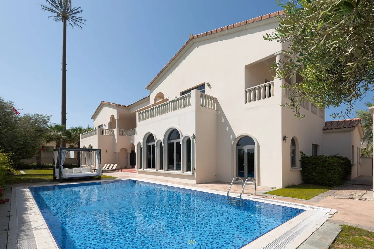 Villa avec Piscine Privée & Accès à la Plage avec Vues Cinématographiques, photo 2