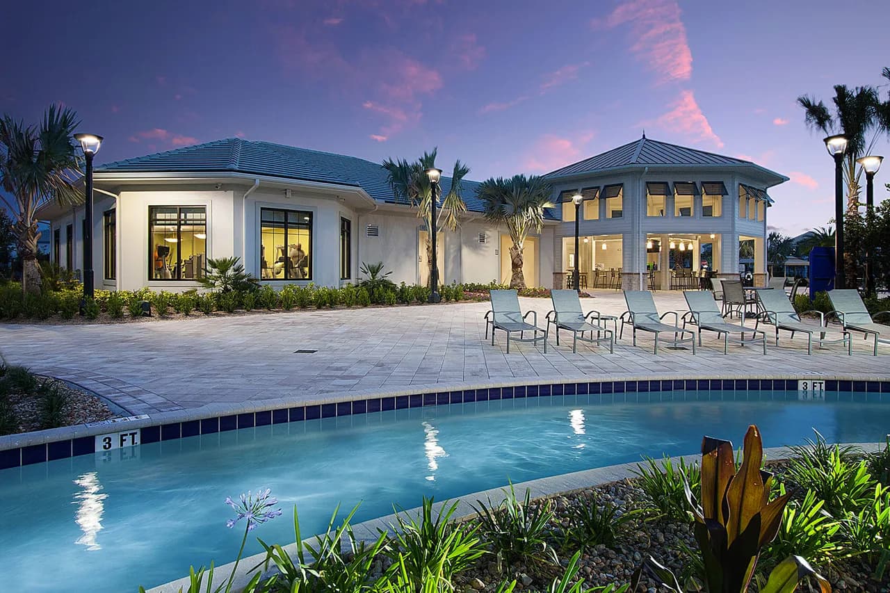 Townhome near Disney w/ private pool photo 2