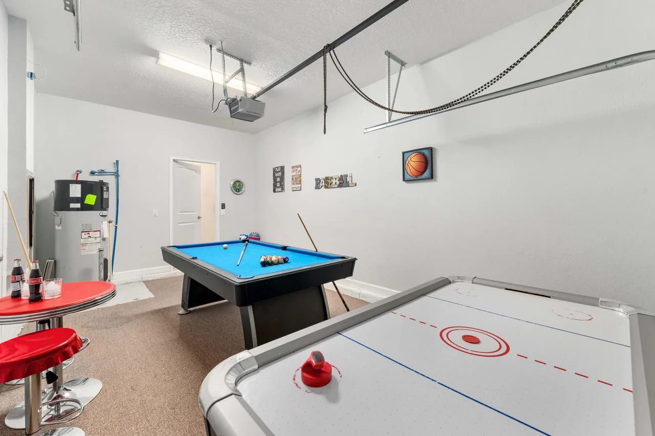 Game Room Pool Home in Four Corners Florida, foto 4