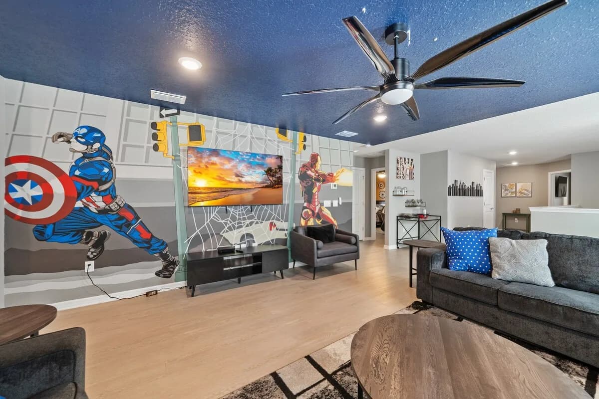 Themenhaus mit 7 Schlafzimmern, beheiztem Pool und Spielzimmer, Foto 5
