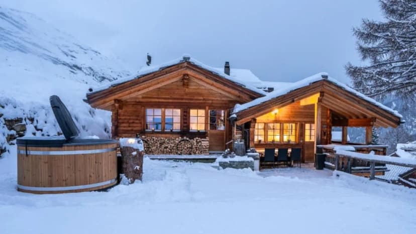 Modern Swiss Alpine Bliss Ski-in Ski-out Chalet
