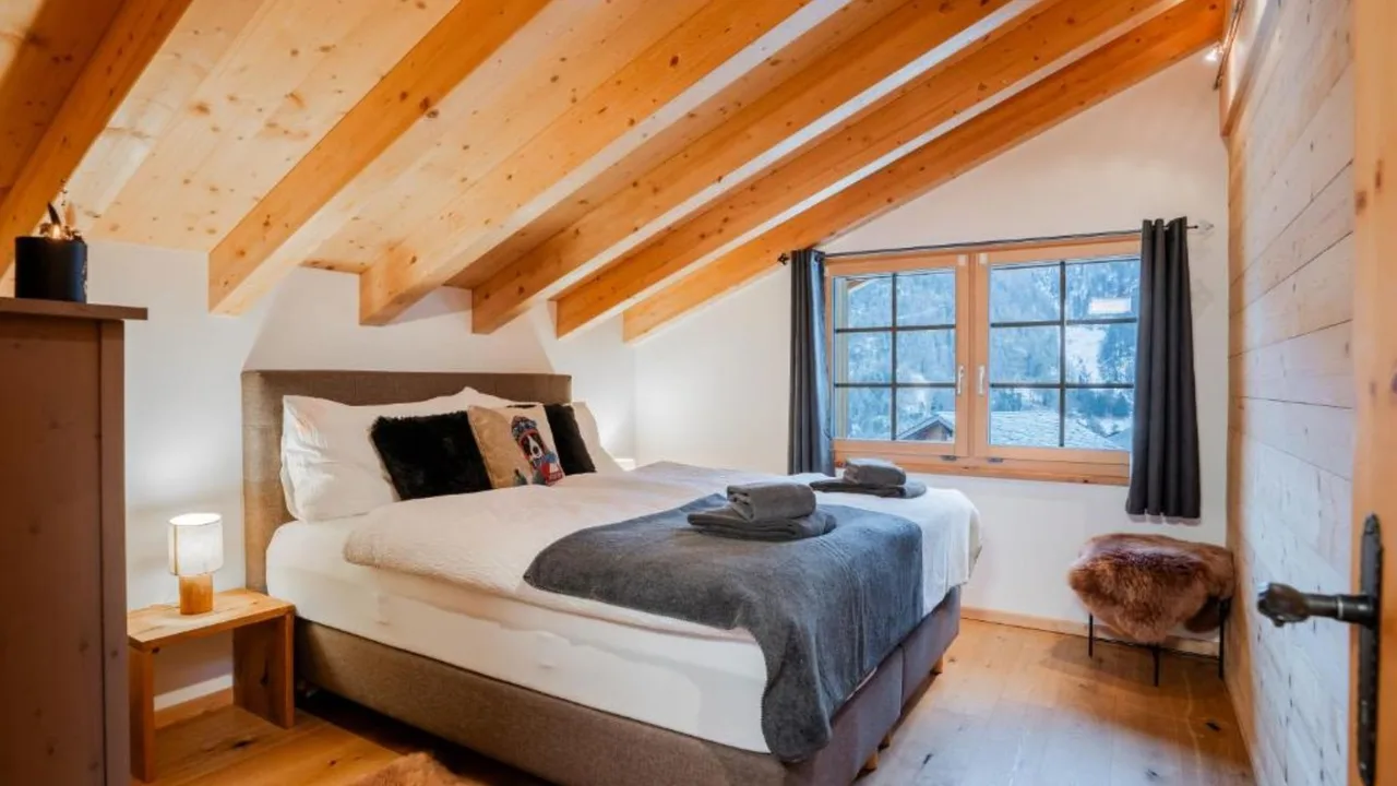 Modernes Schweizer Alpen-Chalet mit Ski-in/Ski-out, Foto 3