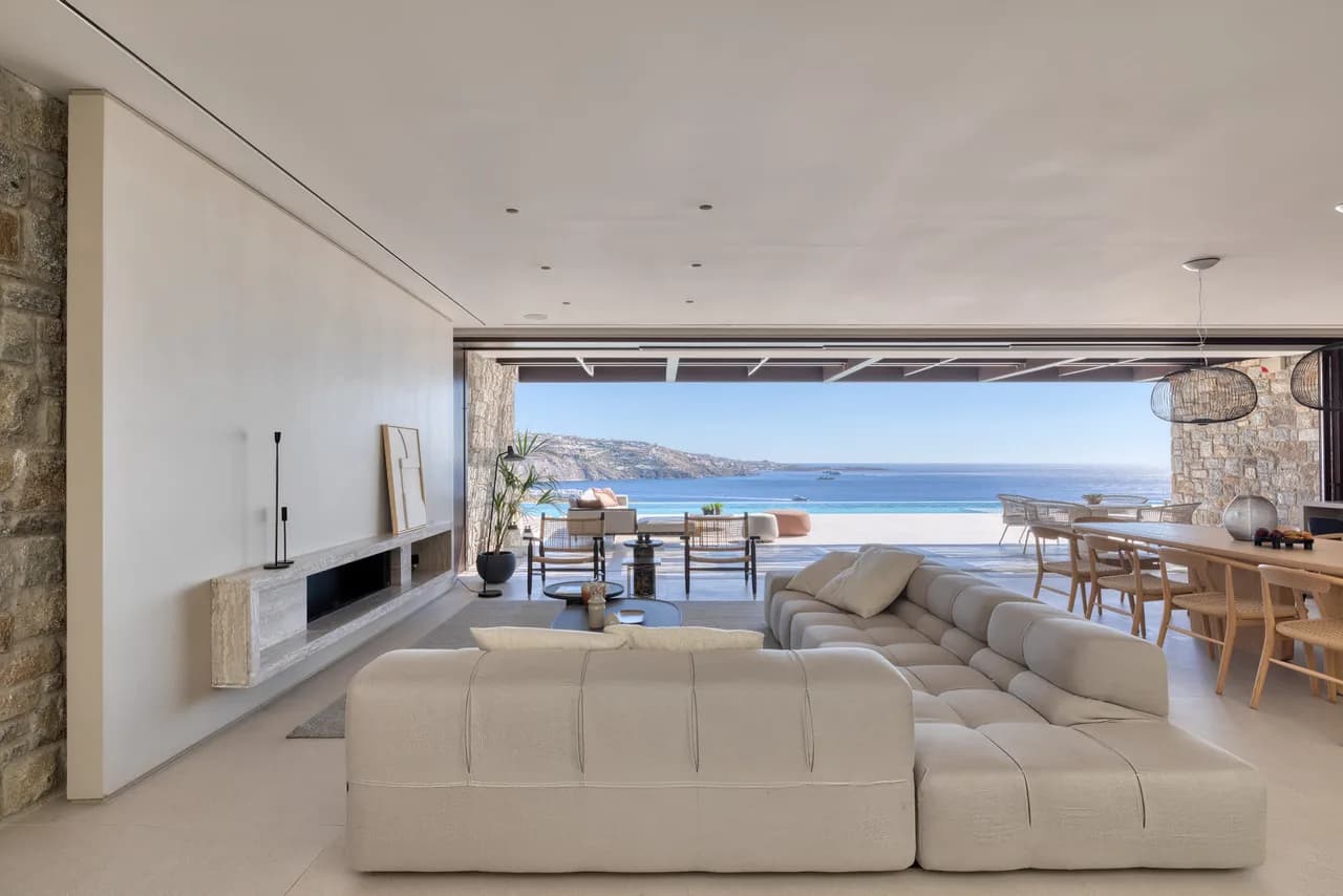 Atemberaubende Mykonische Villa mit zwei Infinity-Pools, Foto 3