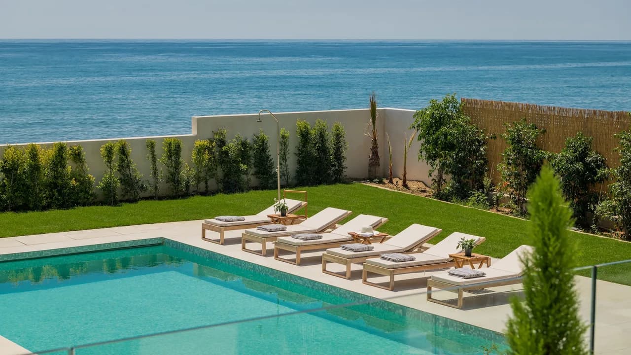Moderne Strandvilla mit beheiztem Pool und Fitnessraum, Foto 5