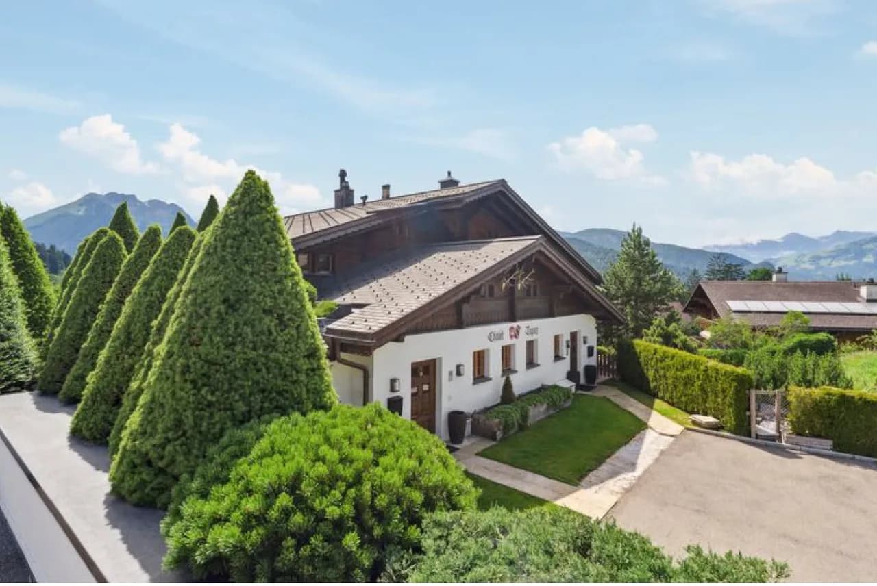 7-Schlafzimmer Chalet mit privatem Pool und atemberaubendem Blick, Foto 5