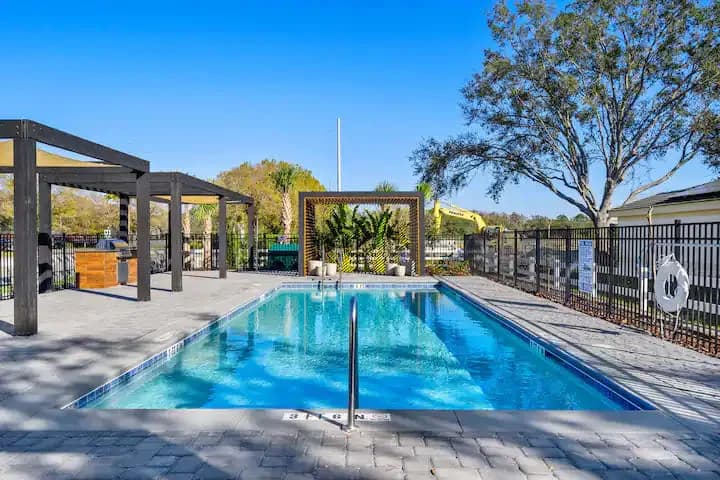 Themed family home w/kids playroom & pool photo 2