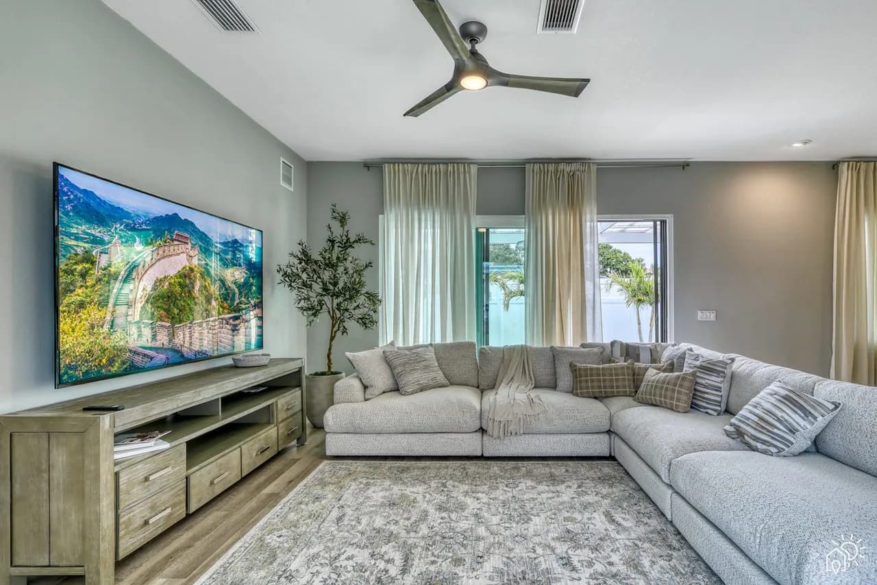 Heated Pool Villa Retreat in Siesta Key Florida, photo 3