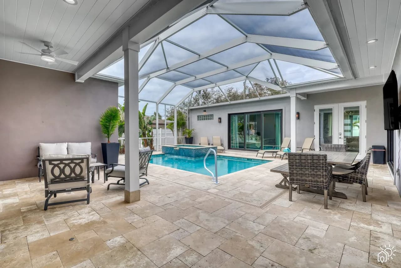 Heated Pool Villa Retreat in Siesta Key Florida, photo 4