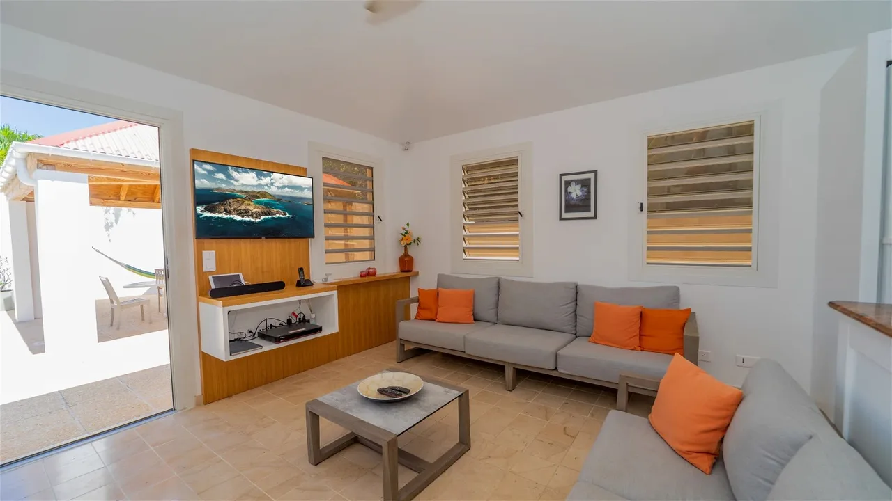 Spacious Villa With Glowing Sunset View photo 2