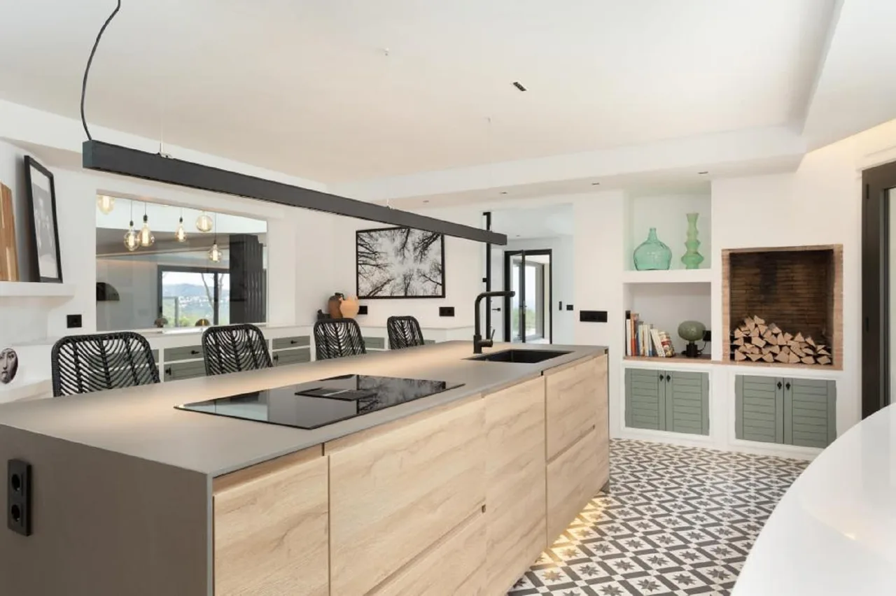 Fantastische Luxusvilla an der Costa Brava, Foto 4
