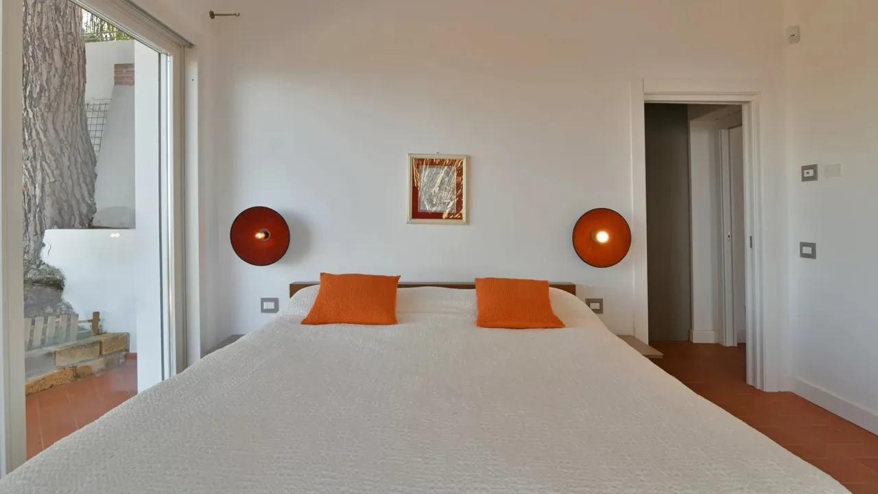 Brillante Villa Moderna con Piscina Infinita, foto 4