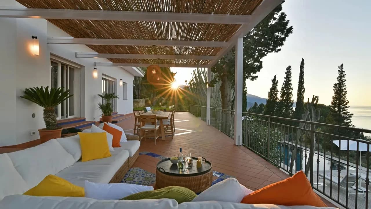 Brillante Villa Moderna con Piscina Infinita, foto 5