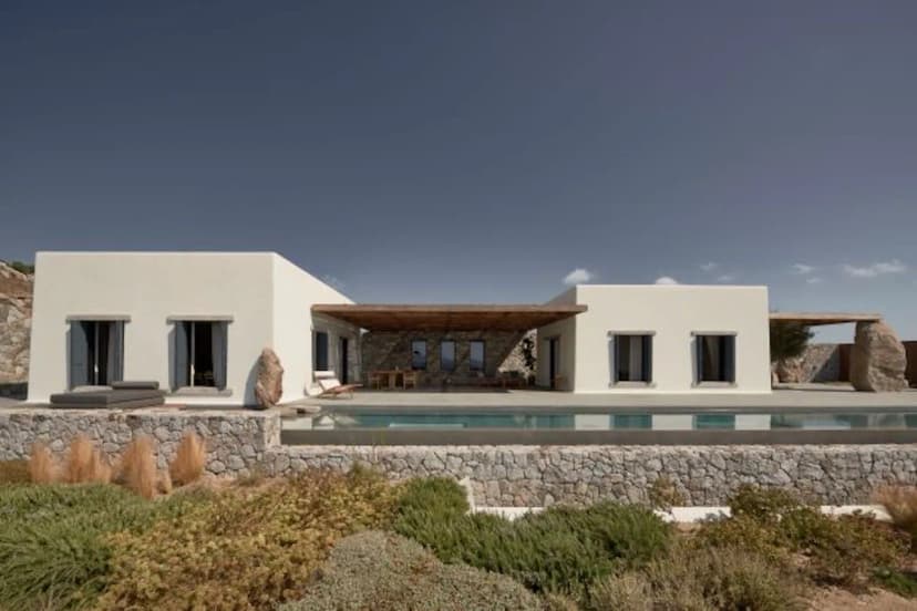 Luxurious Mykonos Villa with Sea Views