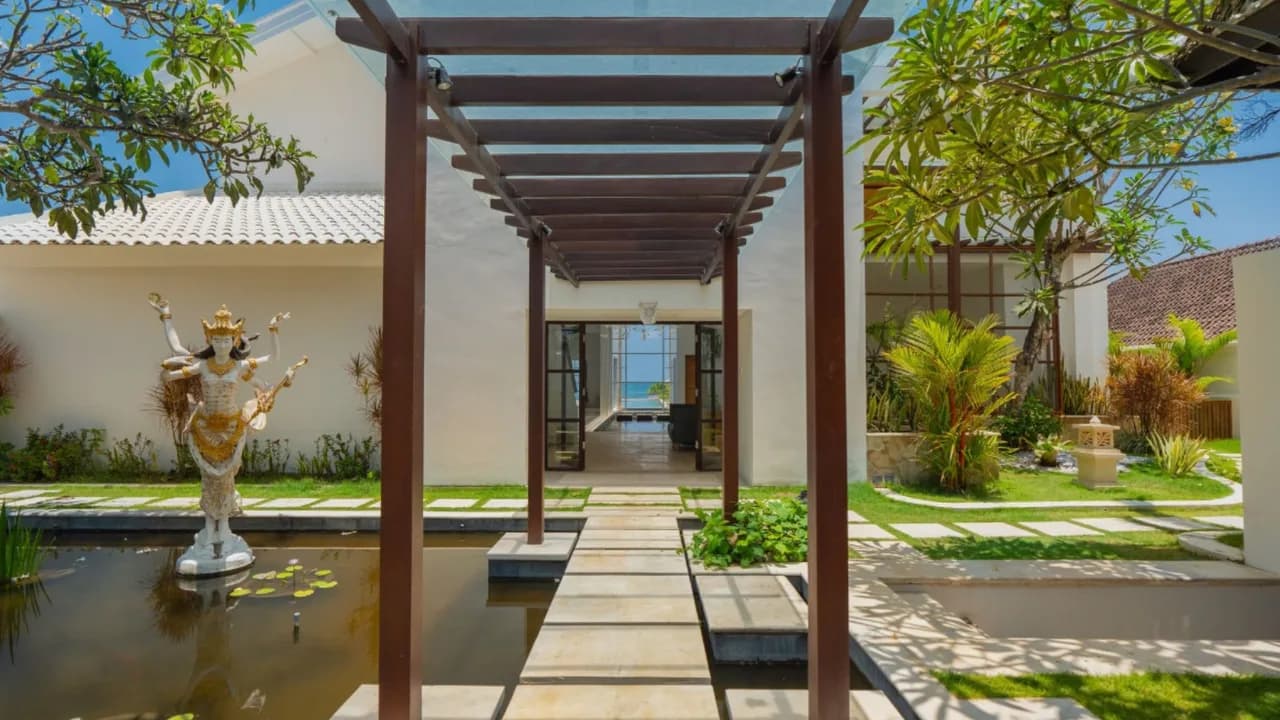 Refugio Exquisito de 5 Habitaciones en Ketewel, foto 5