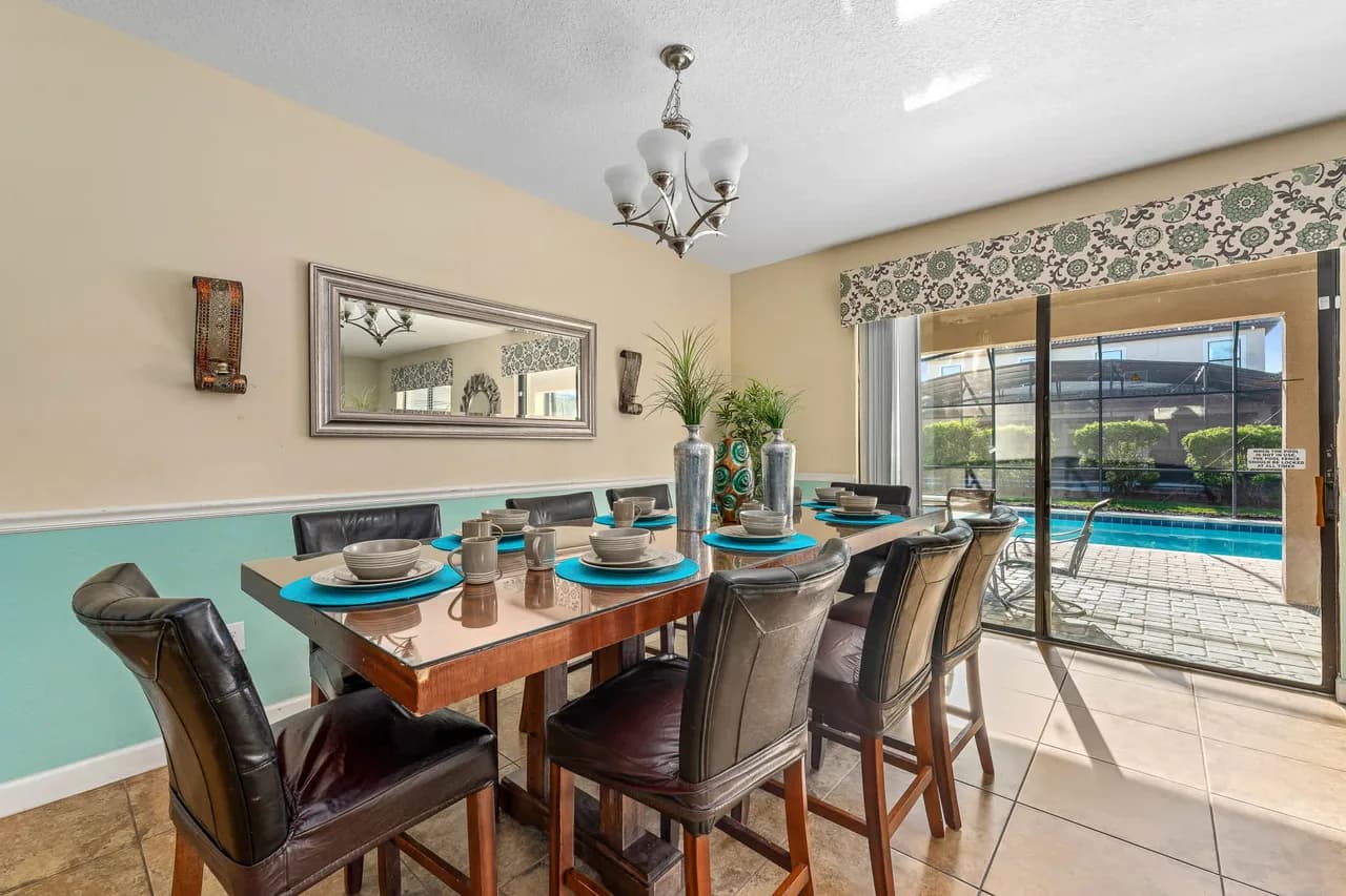 Family villa w/ pool, hot tub & game room photo 3