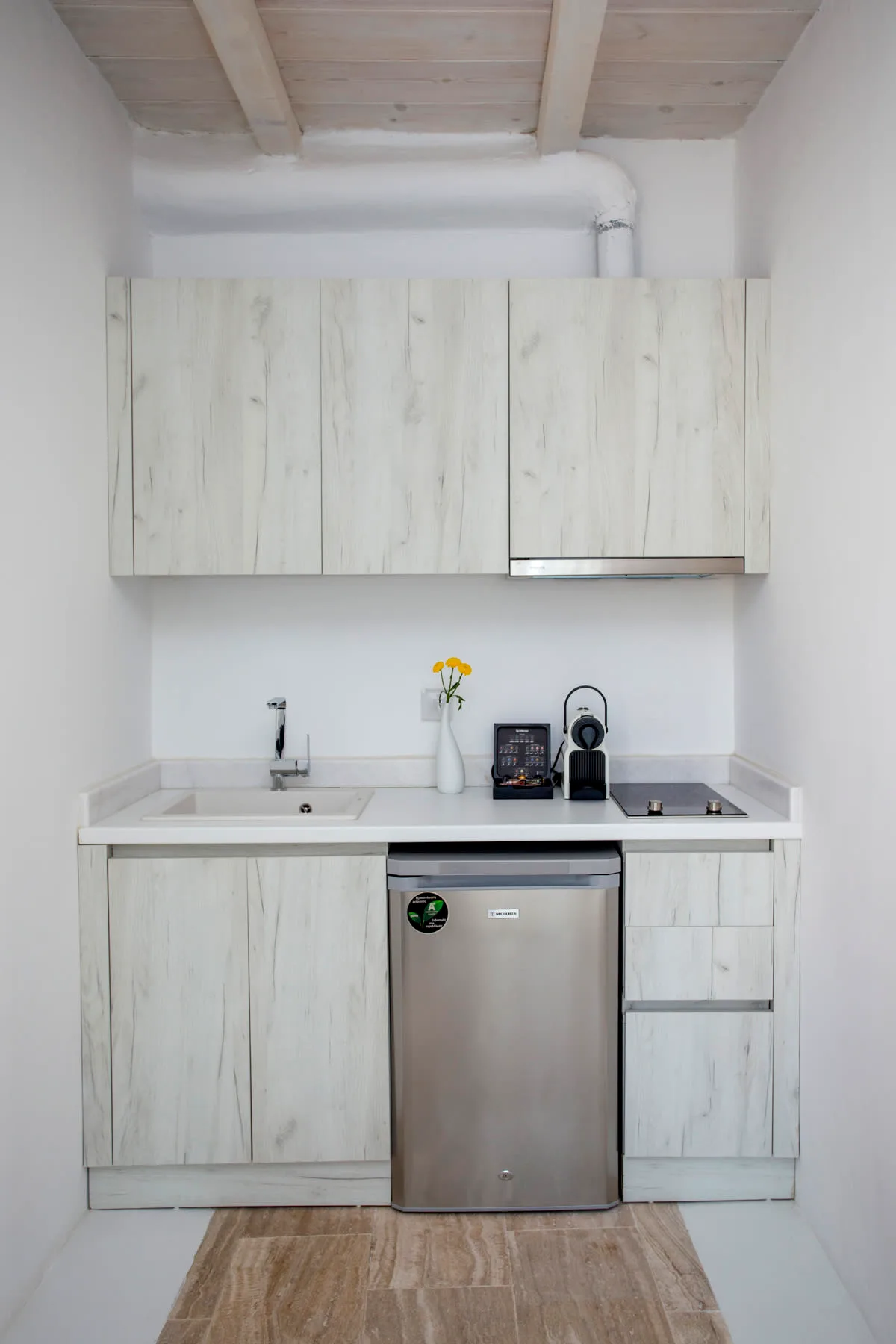 Suite Elegante con Sala de Estar y Kitchenette, foto 2