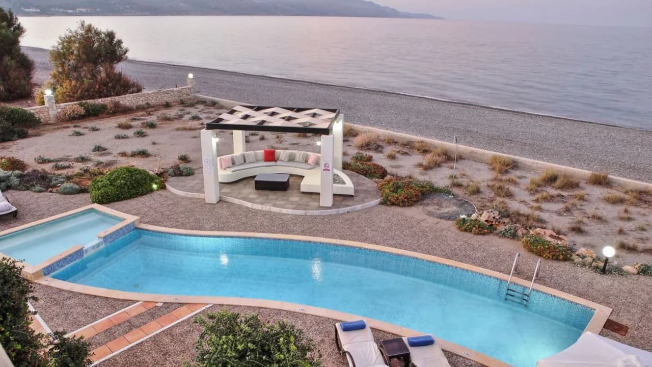 Beachfront Bliss in Chania Crete photo 4