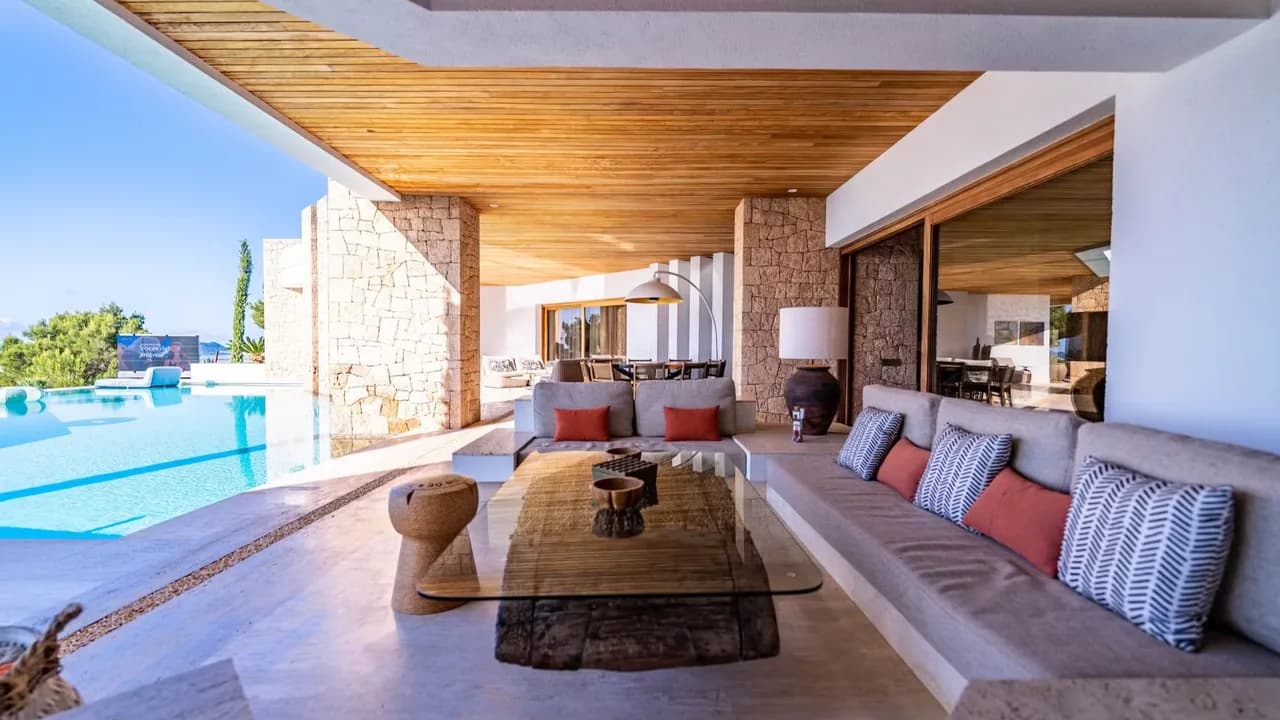Villa Aislada de 6 Habitaciones en la Cima de la Colina con Piscina Infinita, foto 5