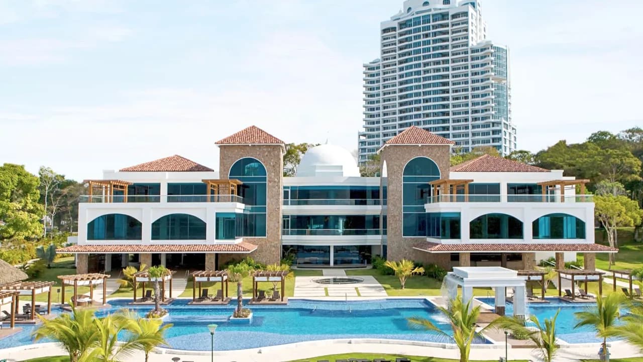 Breathtaking Oceanview With Jacuzzi & Pool Access photo 5