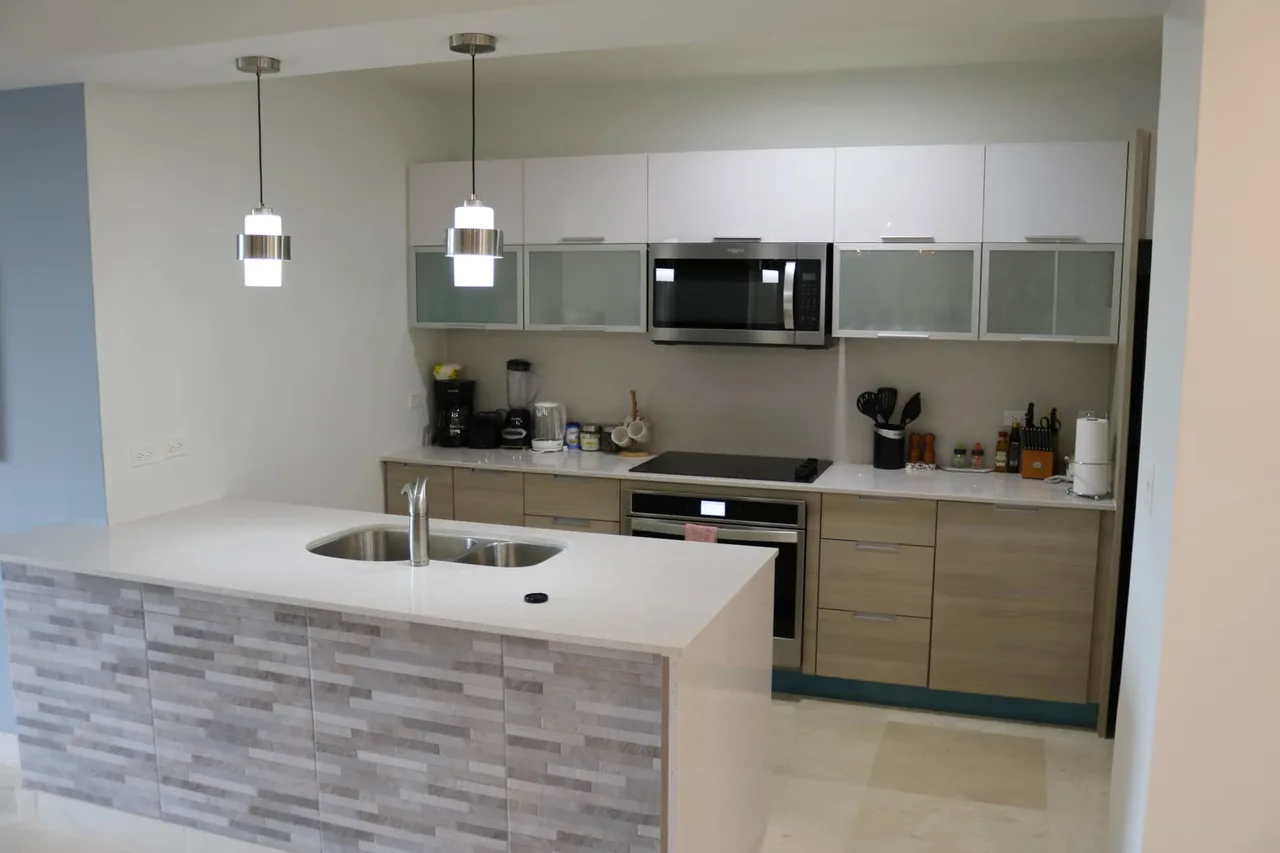 Luxuriöse Wohnung mit Dachpool und Strandzugang, Foto 3