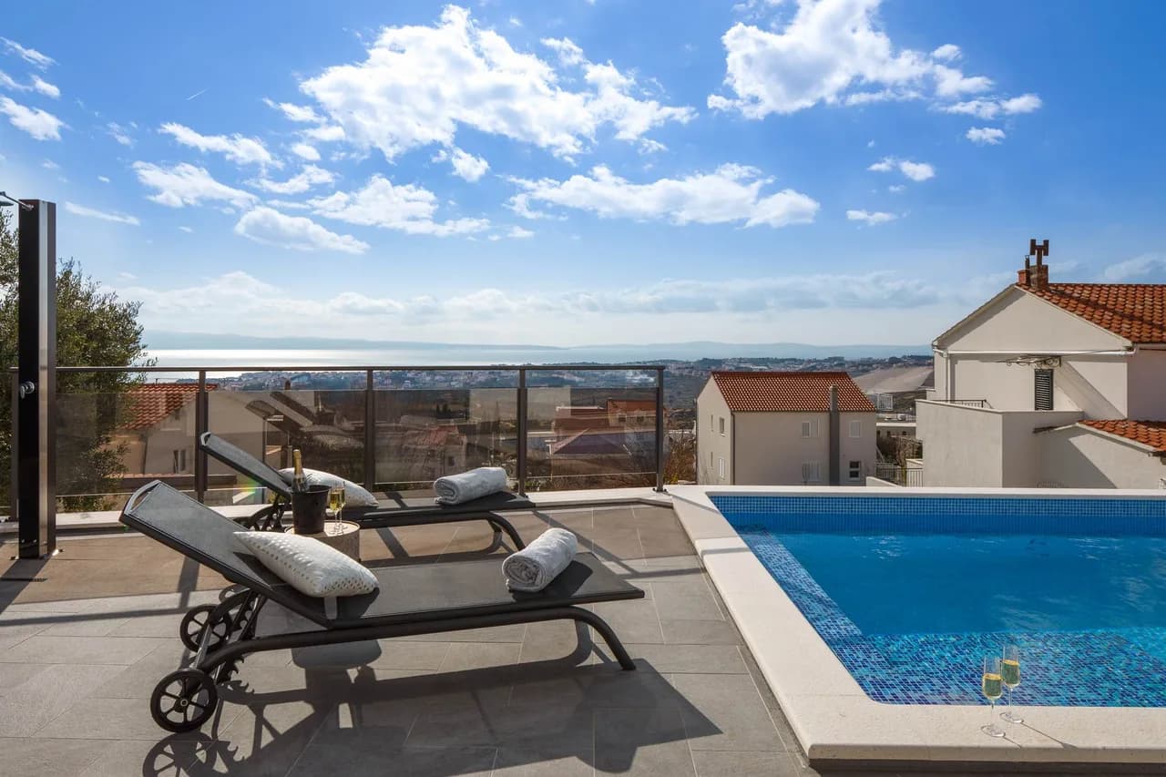Évasion côtière croate avec piscine et jacuzzi, photo 2