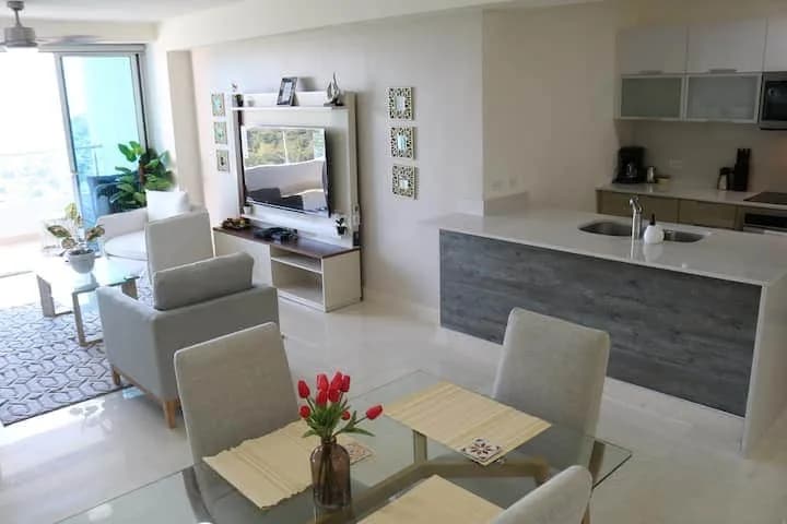 Luxuriöses Panama Condo mit atemberaubendem Meerblick, Foto 2