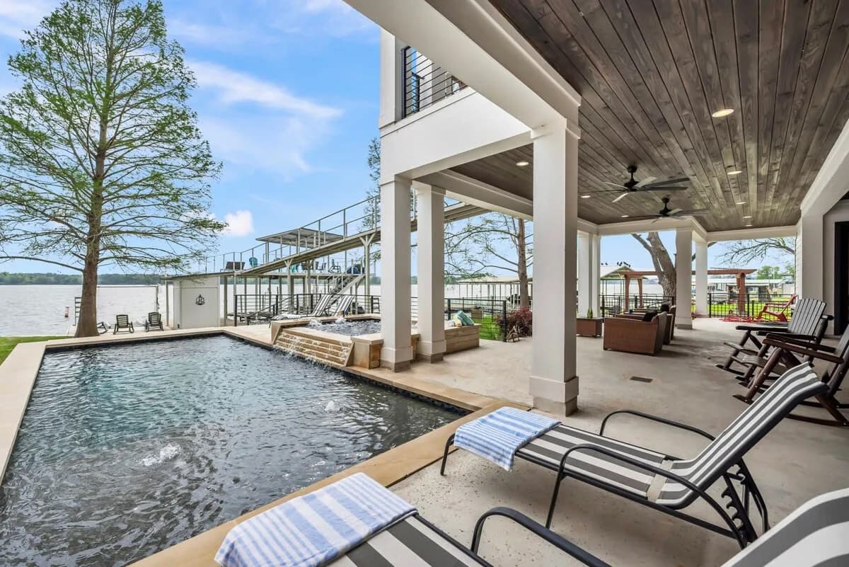 Family-Friendly Villa with Concierge in Kingsland, Texas photo 2