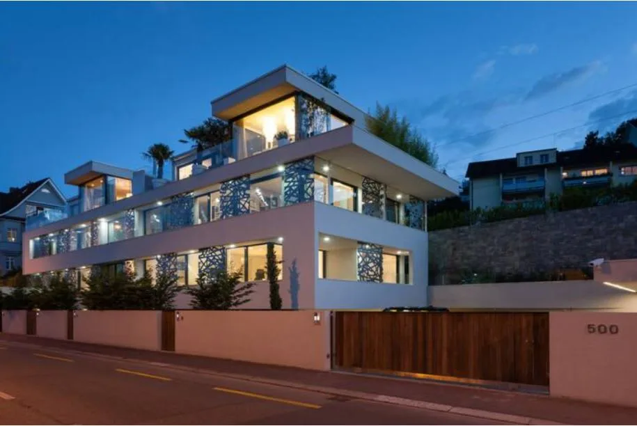 Luxury Stylish Penthouse Above Lake Zurich, foto 4