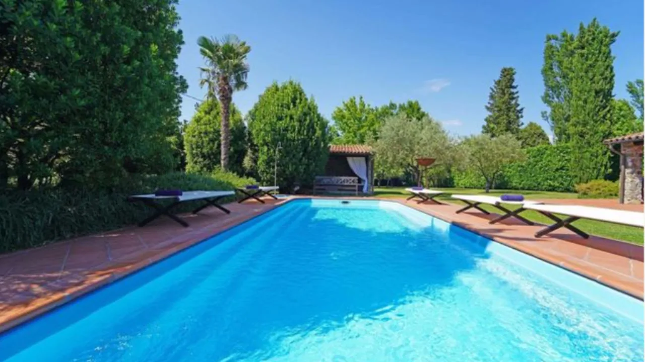 VILLA RESTAURADA ENCANTADORA EN LAS AFUERAS DEL VILLAGE DE BEVERINO, foto 5