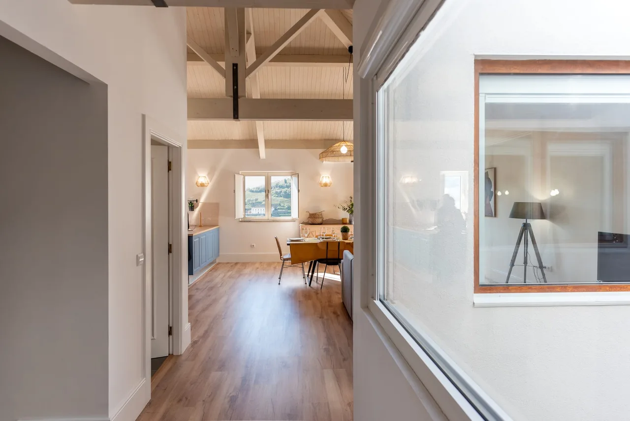 Modern 2-Bedroom Apartment with View of Douro River photo 4