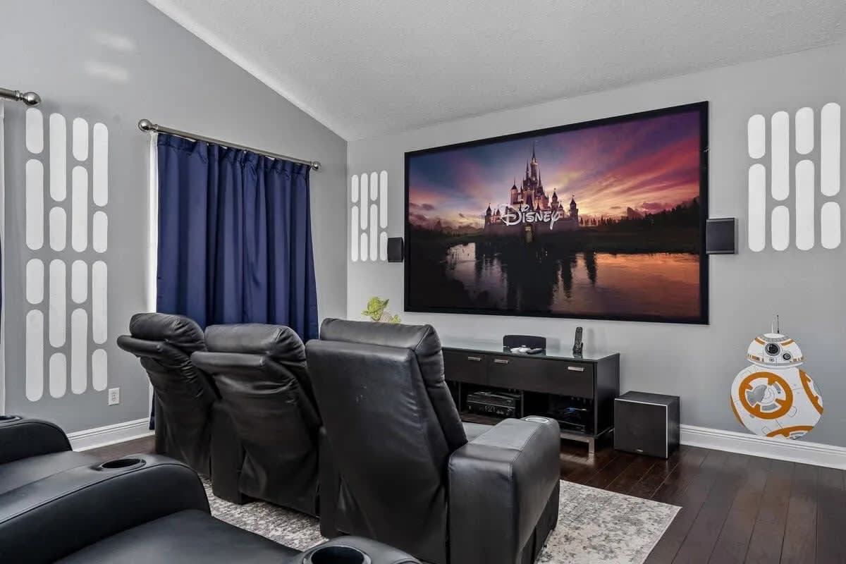 Three-Story Villa with Game Room in Bayfield photo 2