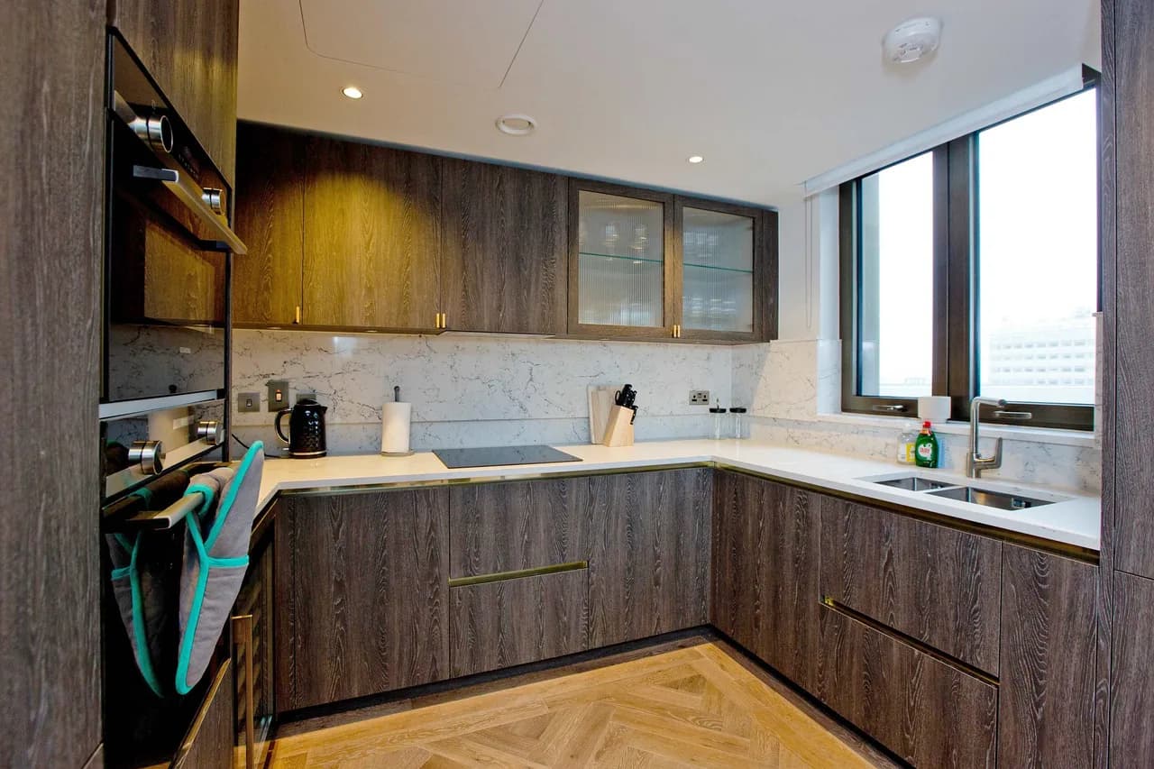 Panoramic View Apartment in London photo 4