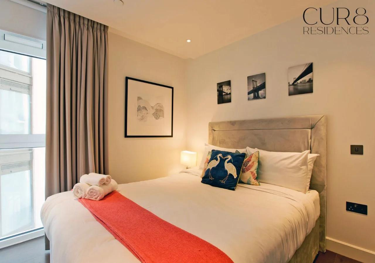 Contemporary Two Bedroom Apartment in London, photo 2