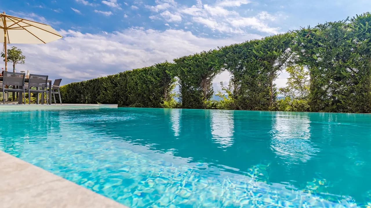 Villa Contemporánea de 4 Habitaciones con Piscina y Vista a Viñedos, foto 5