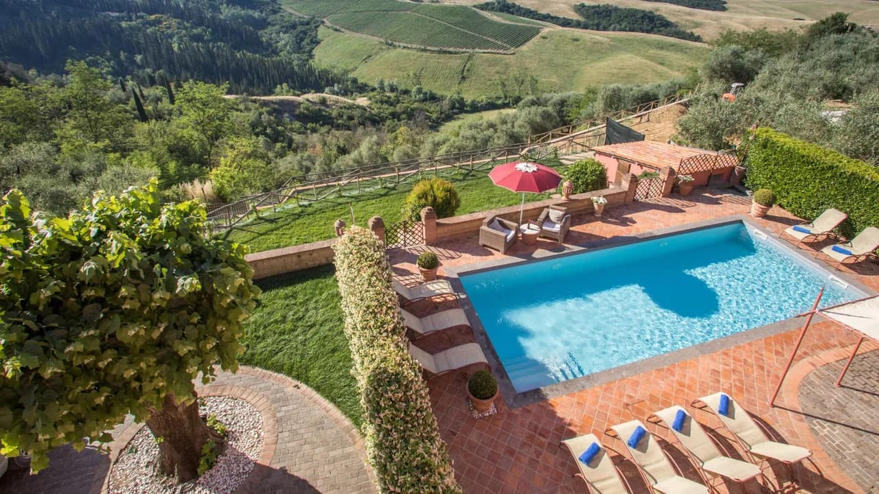 Ruhige Villa mit privatem Pool & modernen Annehmlichkeiten