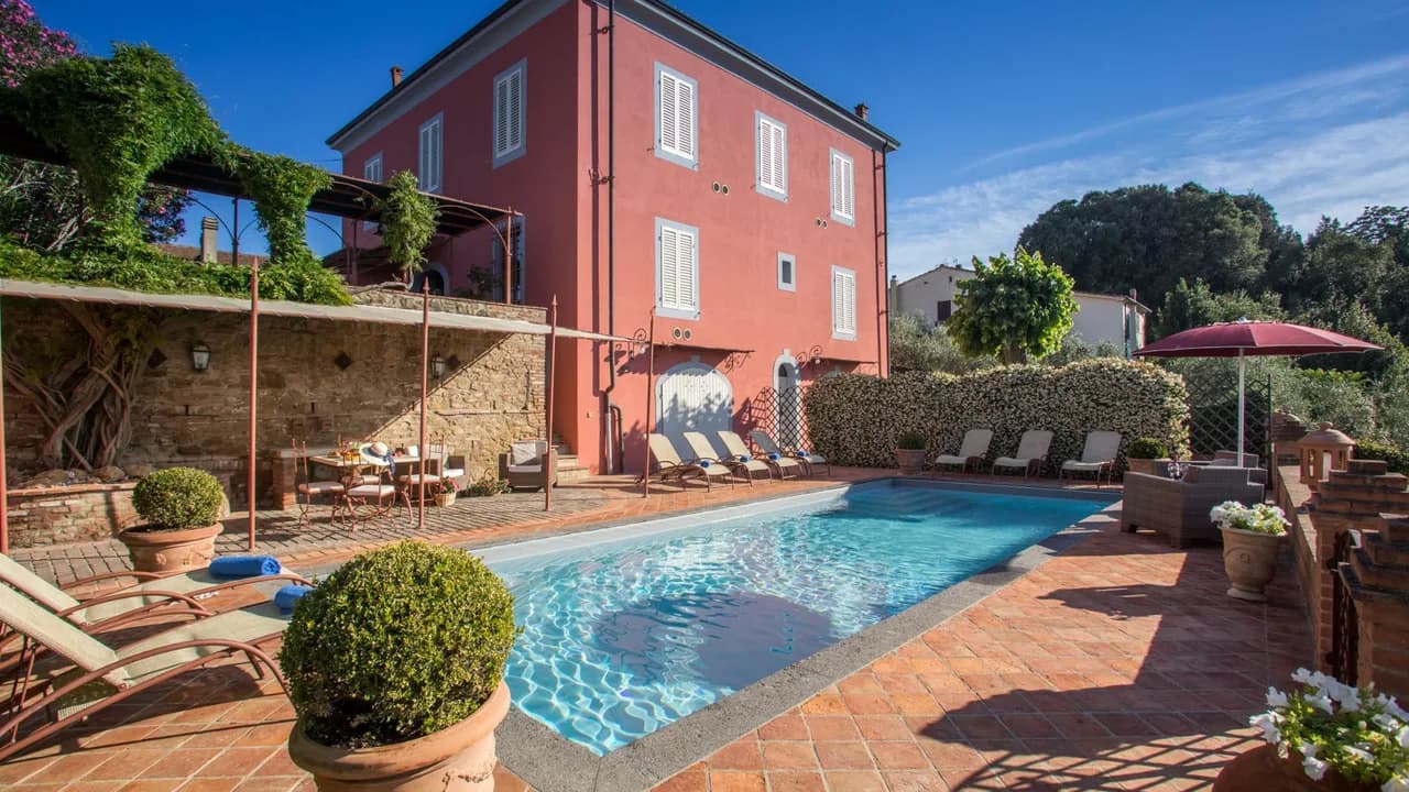 Ruhige Villa mit privatem Pool & modernen Annehmlichkeiten, Foto 5