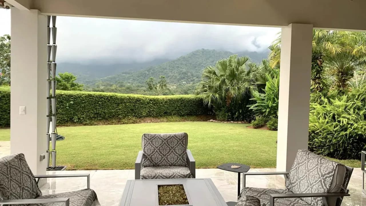 Villa Moderne Costaricaine Avec Jardins Tropicaux, photo 5
