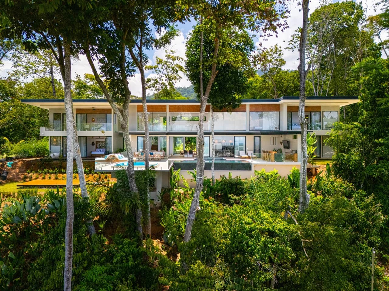 Premier Top-notch Villa With Picturesque Landscape photo 2
