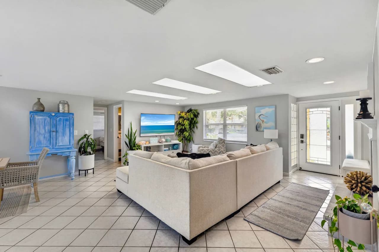 Luxurious Sarasota Home with Pool photo 2