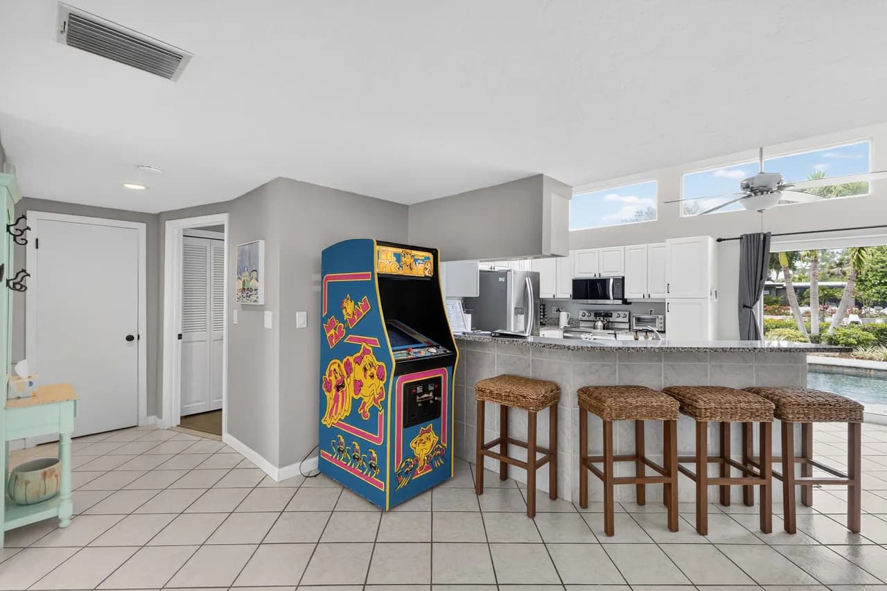 Luxurious Sarasota Home with Pool photo 5