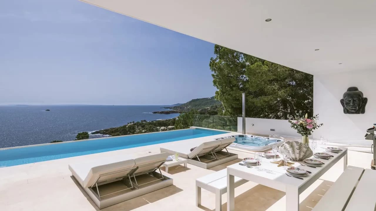 Villa con Piscina Infinita y Vistas al Mar, foto 5