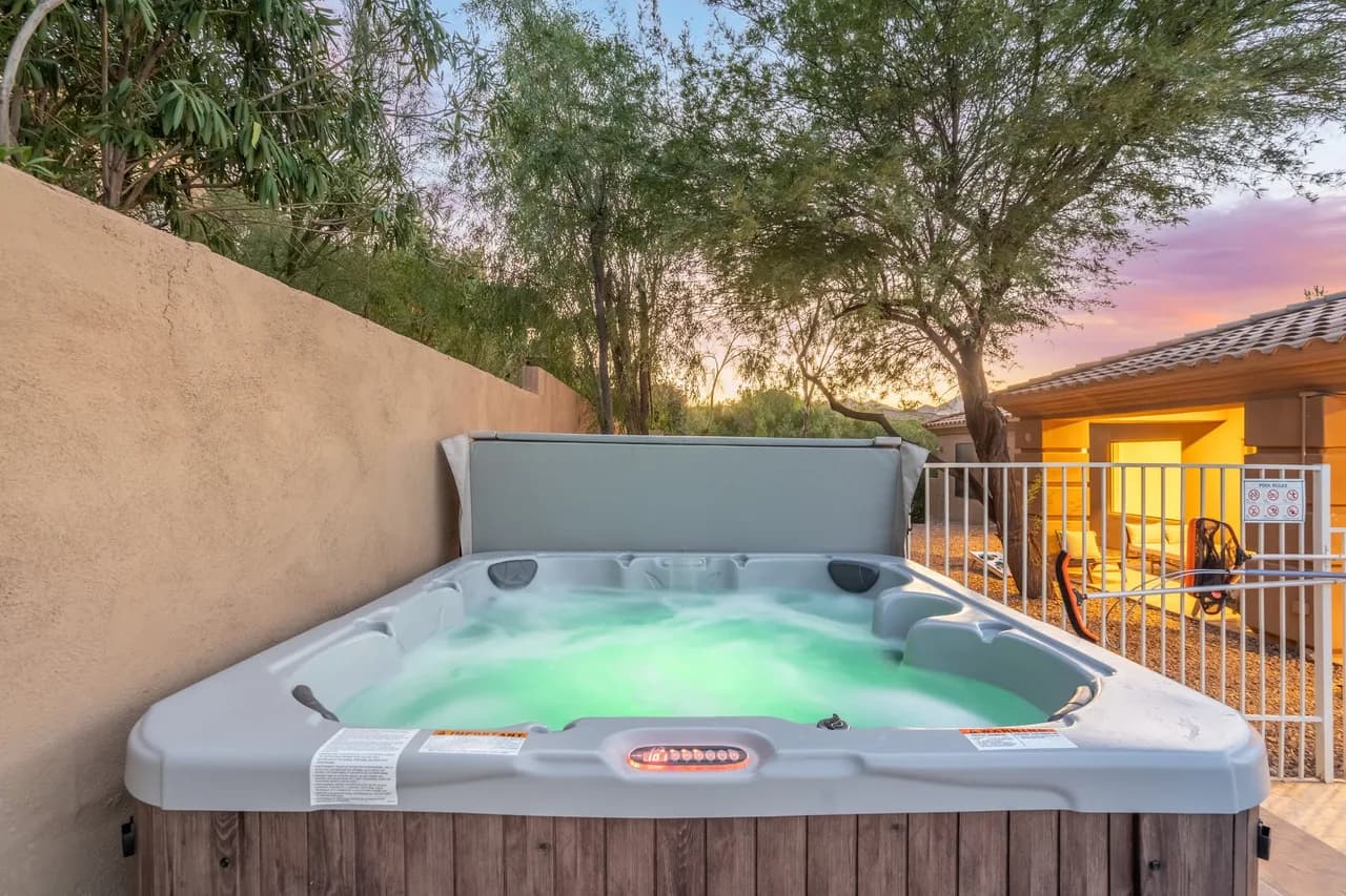Retiro de Lujo, Piscina Climatizada + Jacuzzi, Vistas, Acomoda 12, foto 4