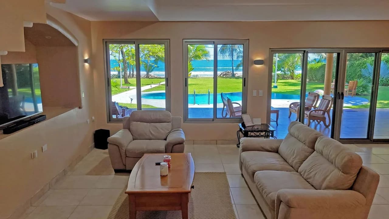 Strandvilla mit endlosem Meerblick, Foto 3