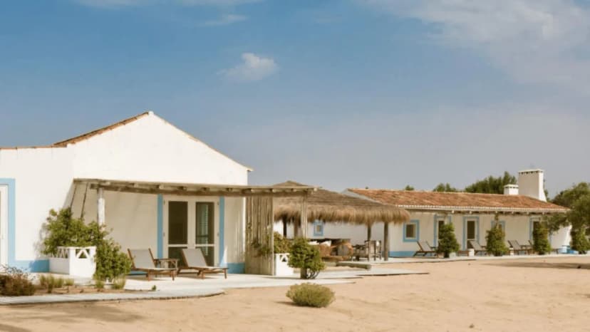 Exclusive Villa Near Jncquoi Beach Club