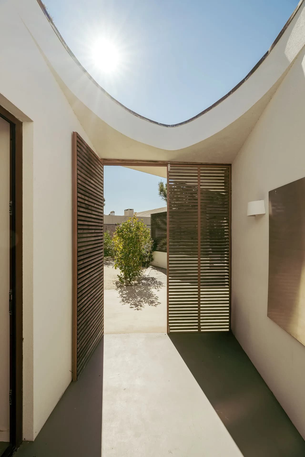 Ruhige Luxusvilla mit 6 Schlafzimmern und beheiztem Pool, Foto 4