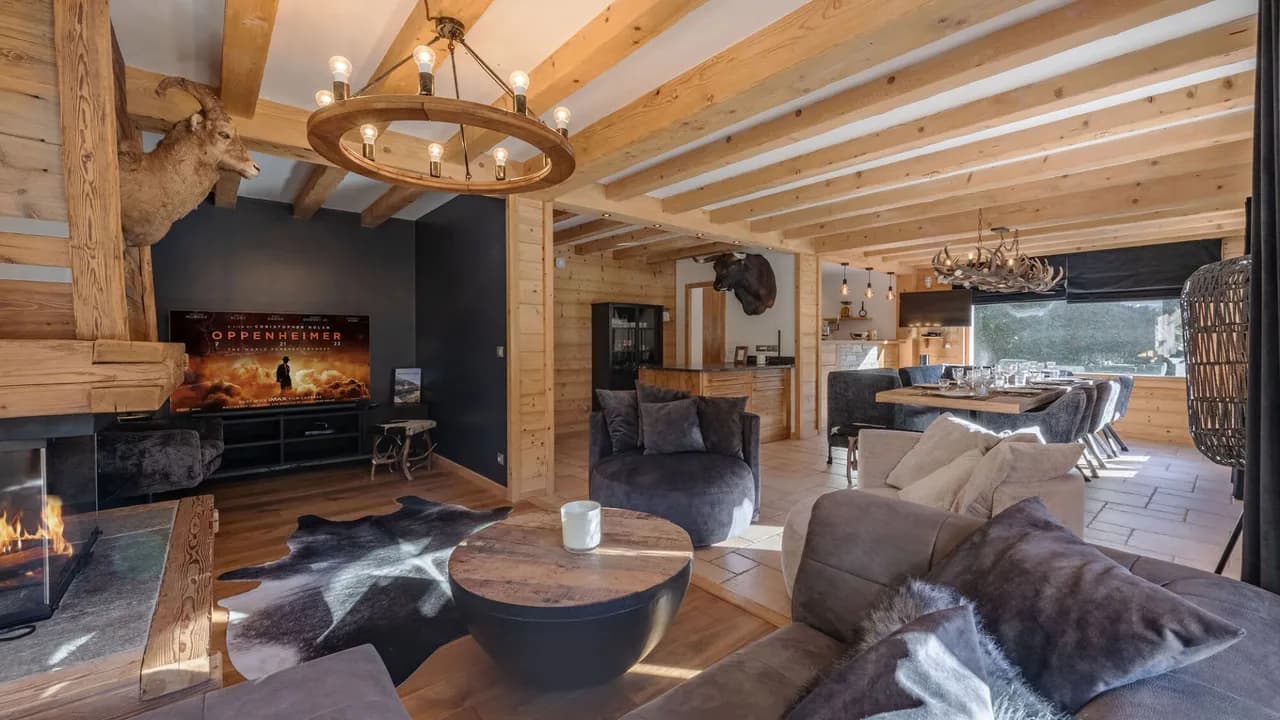 Spacious Mountain Chalet in La Côte-d'Arbroz, foto 5